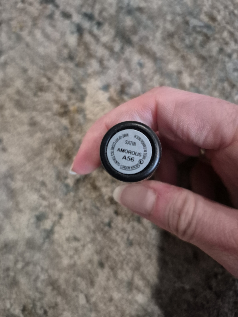 MAC Lipstick In Amorous - Picture 2 of 3